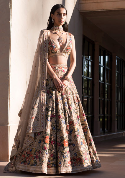 Indian Wedding Dresses | Haute Couture For Women & Men Sahil Kochhar Indian Wedding Dresses | Haute Couture For Women & Men Sahil Kochhar